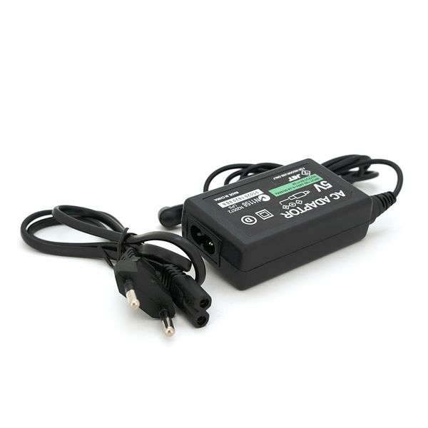 Универсальное зарядное устройство для игровых приставок P1000 / 2000/3000, 5V 2A N1158 фото