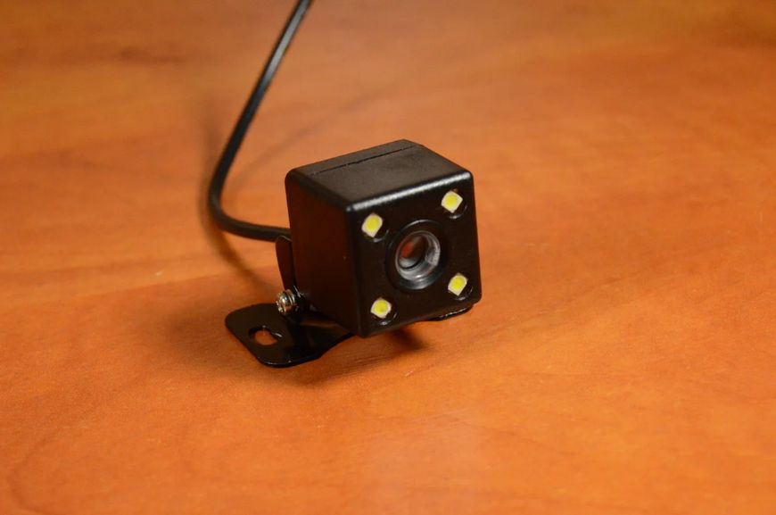 Камера заднего вида для автомобиля SmartTech A101 LED Лучшая Цена! Art-10100 фото