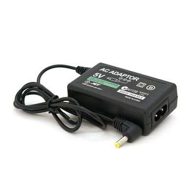 Универсальное зарядное устройство для игровых приставок P1000 / 2000/3000, 5V 2A N1158 фото