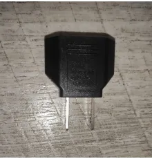 Переходник с нашей вилки сеть на китайский  стандарт вилки 220 