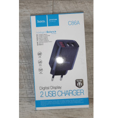 Блок питания Hoco C86A 2 USB + цифровой экран 2.4 А новый черный