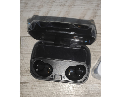 Наушники беспроводные с кейсом зарядки Newest M10 Bluetooth черные