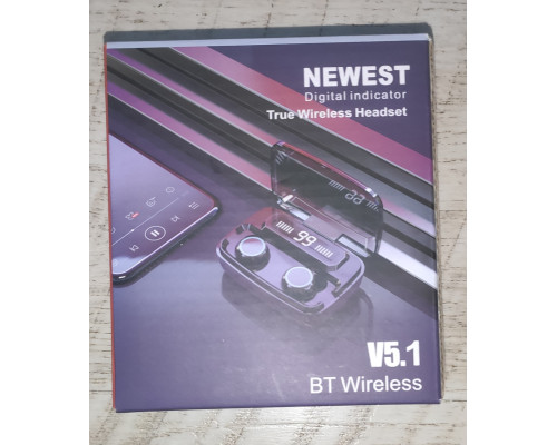 Наушники беспроводные с кейсом зарядки Newest M11 Bluetooth черные