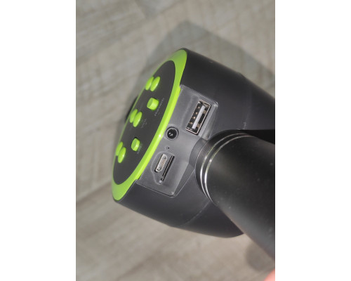 Микрофон караоке беспроводной V11 с BT и аккумулятором черный