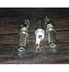 Штекер питания 5.5*2.5 под пайку