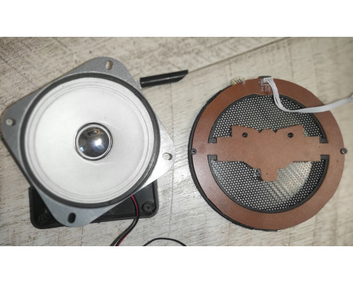 Распродажа Колонка ESS-108 новая на запчасти (плата, динамик)