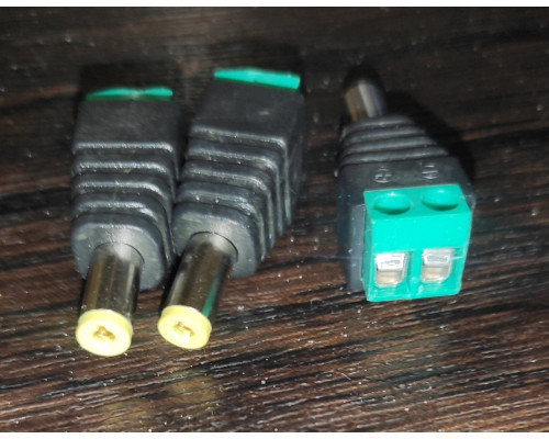 Разъем питания под отвертку 5.5*2.5