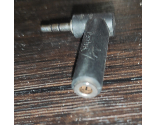 Переходник Audio для наушников с 4 PIN на 3 PIN угловой