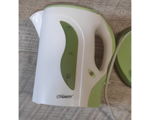 Уценка Чайник электрический Maestro с тегом б/у не вкл