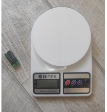Весы кухонные Bitek SF-400 до 10 кг белые