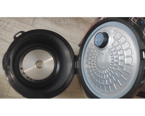 Мультиварка электрическая Zepline ZP-060 1800W 6л 12 программ Мультиварка электрическая Zepline ZP-060 1800W 6л 12 программ