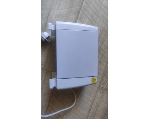 Тостер BH-002 750 W новый Заводской брак белый Тостер BH-002 750 W новый Заводской брак белый