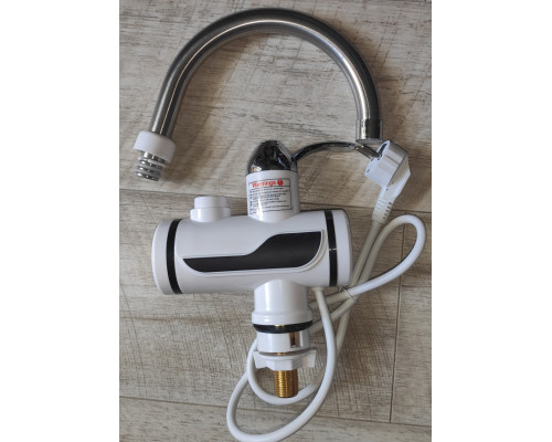 Водонагревательные кран Electric Heating Water Faucet&Shower LZ-008 с цифровым экраном новый белый Водонагревательные кран Electric Heating Water Faucet&Shower LZ-008 с цифровым экраном новый белый