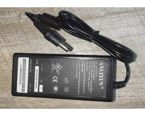 Блок питания для мониторов Anlixun ALX-1440 14V 4 A разъем 5.5*2.5 Блок питания для мониторов Anlixun ALX-1440 14V 4 A разъем 5.5*2.5