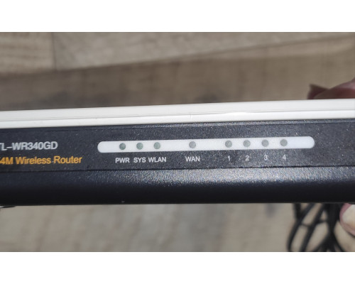 Маршрутизатор роутер TP-Link TL-WR740N 150 Мбит/сек белый б/у. Маршрутизатор роутер TP-Link TL-WR740N 150 Мбит/сек белый б/у.