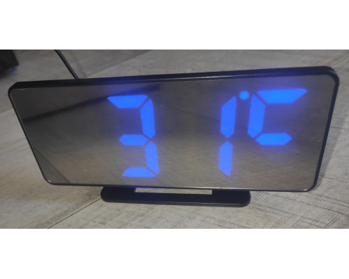 Часы настольные электронные зеркальные VST-888 с температурой черный корпус синий свет