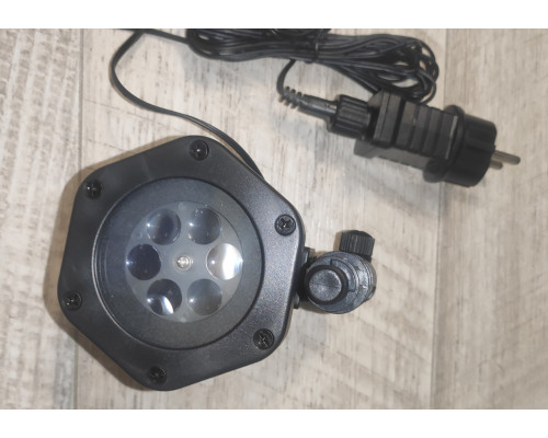 Уличный проектор мультимедийный Plug-in card lawn lamp новогодний с картриджами