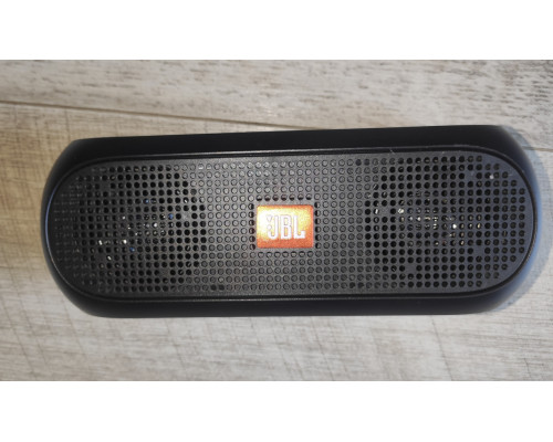 Распродажа Портативная колонка Portable Wireless Speaker с аккумулятором BT FM новая Распродажа Портативная колонка Portable Wireless Speaker с аккумулятором BT FM новая