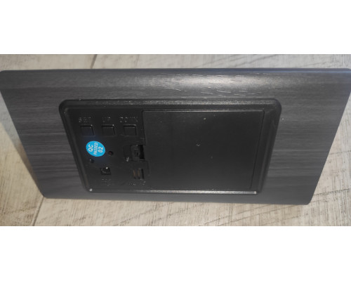 Часы настольные электронные VST-861 в виде треугольного деревянного бруска с температурой черные синий свет