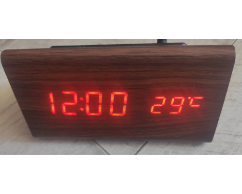 Часы настольные электронные VST-861 в виде деревянного бруска с температурой коричневые красный свет