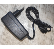 Блок питания AC/DC Adaptor EU093B 5V 3A V8 разъем