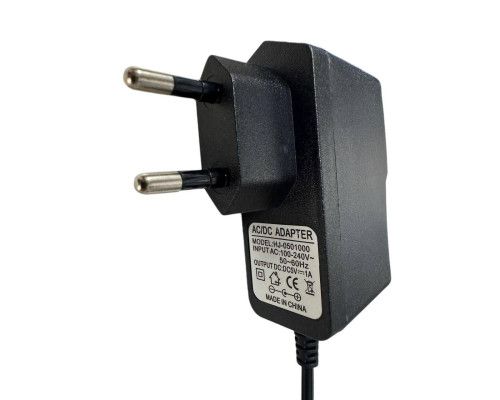 Блок Питания универсальный Сетевой Адаптер 5V 1A AC/DC Adapter 5V 1A Блок Питания универсальный Сетевой Адаптер 5V 1A AC/DC Adapter 5V 1A