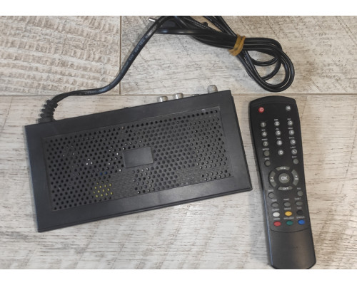 Ресивер тюнер спутниковый Orton X80 б/у Ресивер тюнер спутниковый Orton X80 б/у