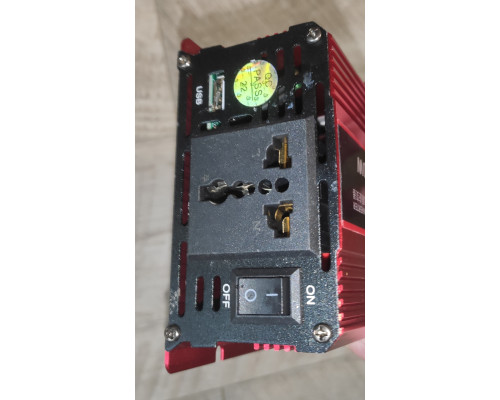 Инвертор напряжения 12V UKC KC-1000D метал