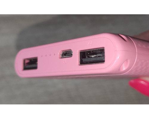 Powerbank повербанк Golf D-20 20000 mAh с фонариком тонкий розовый