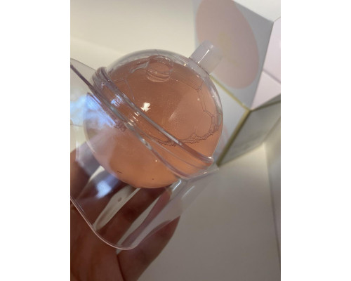 Кулька для вмивання з екстрактом вишні,яблока Cherry Blossom With Water Cleansing Ball 100g Кулька для вмивання з екстрактом вишні,яблока Cherry Blossom With Water Cleansing Ball 100g