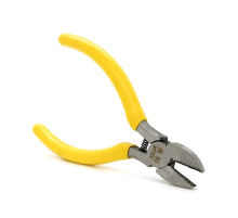 Кусачки VOLTRONIC, жовта ручка, 125мм, 55гр