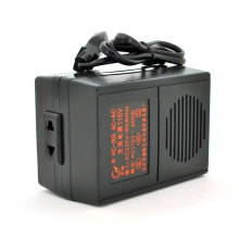 Перетворювач напруги трансформаторний 500W Input 220 V / Output 110V, + універсальна розетка