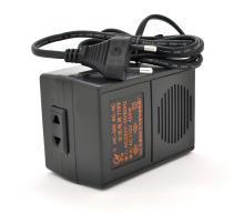 Перетворювач напруги Input 220 V / Output 110V, + універсальна розетка