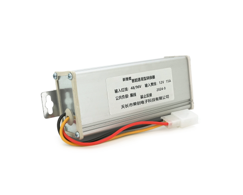 Перетворювач напруги для електротранспорту KY-3715 DC/DC, 48-96V, DC: 12V 15A, 180W Перетворювач напруги для електротранспорту KY-3715 DC/DC, 48-96V, DC: 12V 15A, 180W