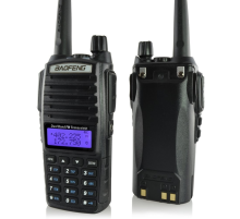 Бездротова рація Baofeng UV82-5W c дисплеєм, FM- радіо, корпус пластмас, частота 400-470MHz, Black, BOX