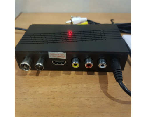 Тюнер T2 MG811 приставка с просмотром YouTube IPTV WiFi HDMI USB MEGOGO Тюнер T2 MG811 приставка с просмотром YouTube IPTV WiFi HDMI USB MEGOGO