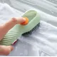 Многофункциональная щетка для чистки с дозатором моющего средства