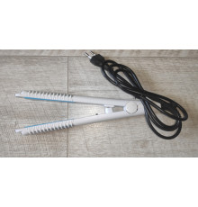 Распродажа Щипцы утюжок для волос Nova JC-5298 белые