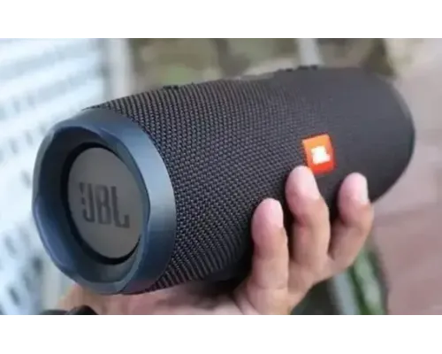 ОЧЕНКА! Портативна блютуз-колонка Charg 3 колонка з USB, SD, FM ЧОРНА (Плохе паковання 2682)