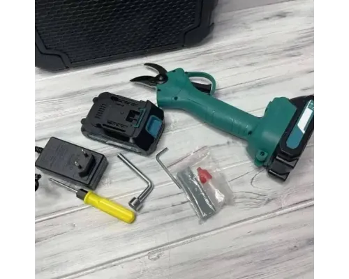 Аккумуляторный секатор в кейсе + 2 аккумулятора 21В, Crafting Tools / Электрические садовые ножницы