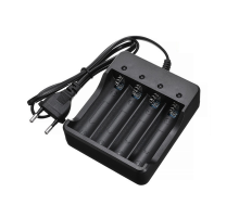 Зарядний пристрій 4*18650, 4.2V/700-1200mAh Q200