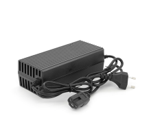 Зарядний пристрій для акумуляторів Li-ion 48V,3A(54.6V),13S,штекер Triangle plug (T-tipe/IEC/C13 N+L-),BOX Зарядний пристрій для акумуляторів Li-ion 48V,3A(54.6V),13S,штекер Triangle plug (T-tipe/IEC/C13 N+L-),BOX