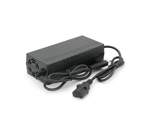 Зарядний пристрій Jinyi для акумуляторів Li-ion 48V2A(54,6V),13S,штекер Triangle plug (T-tipe/IEC/C13 N+L-),з індикацією,BOX Зарядний пристрій Jinyi для акумуляторів Li-ion 48V2A(54,6V),13S,штекер Triangle plug (T-tipe/IEC/C13 N+L-),з індикацією,BOX
