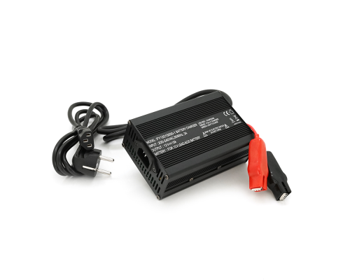 Зарядний пристрій для акумуляторів AGM 12V, 15A, + крокодили, 135x90x50mm