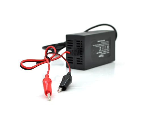 Зарядний пристрій для акумулятора з індикатором 12V / 1,5A , ОЕМ (110*59*40) 0,14кг
