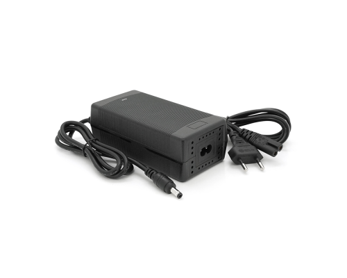 Зарядний пристрій акумуляторів LiFePO4 12V (14.6V), 4S,10A, штекер 5.5*2.5, з індикацією, 133х67х45mm, 0.3kg Зарядний пристрій акумуляторів LiFePO4 12V (14.6V), 4S,10A, штекер 5.5*2.5, з індикацією, 133х67х45mm, 0.3kg