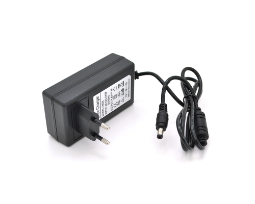 Зарядний пристрій для акумуляторів LiFePo4 12V(14,6V),4S,3A,штекер 5.5*2.5,з індикацією,BOX,(80*43*30 mm) Зарядний пристрій для акумуляторів LiFePo4 12V(14,6V),4S,3A,штекер 5.5*2.5,з індикацією,BOX,(80*43*30 mm)