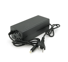 Зарядний пристрій Jinyi для акумуляторів LiFePo4 12V(14,6V),4S,5A,штекер 5.5*2.5,з індикацією,BOX