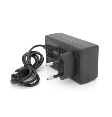 Зарядний пристрій для акумуляторів Li-ion 8.4V2A,штекер 5,5х2,5мм,BOX
