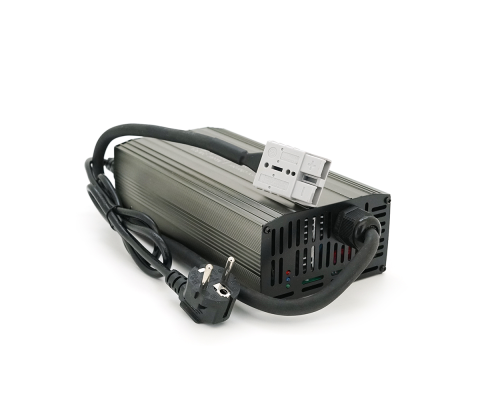 Зарядний пристрій для акумуляторів Li-ion 24V(29,4), 25-30A, роз'єм Anderson, 185x88x60mm Зарядний пристрій для акумуляторів Li-ion 24V(29,4), 25-30A, роз'єм Anderson, 185x88x60mm